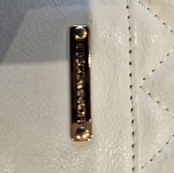 Rebecca Minkoff • White Crossbody Chain • Purse - Picture 4 of 8